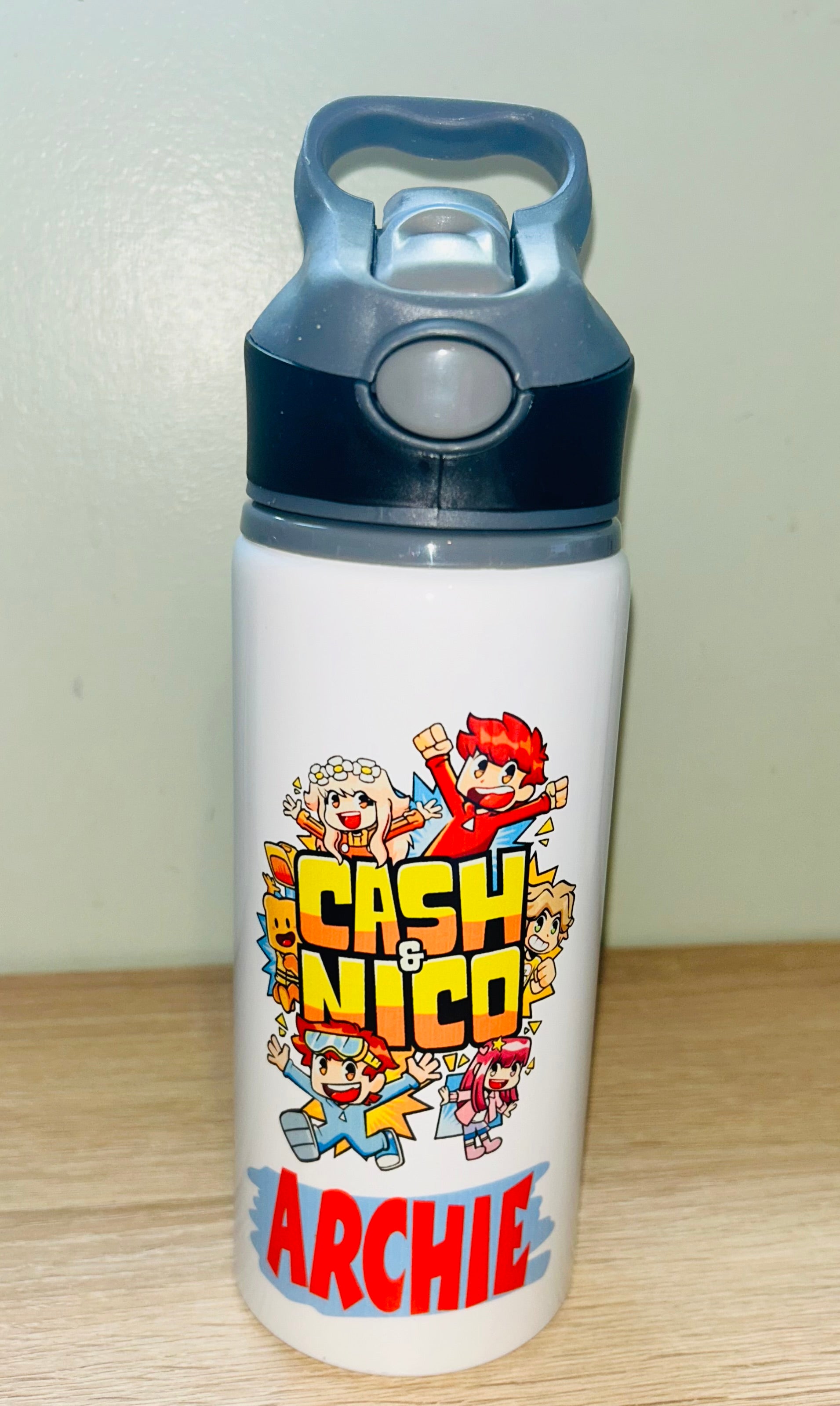 Character/Cash & Nico Themed Personalised 600ml Aluminium Water Bottles - made with your favourite characters! School Water Bottle, Summer Ready.