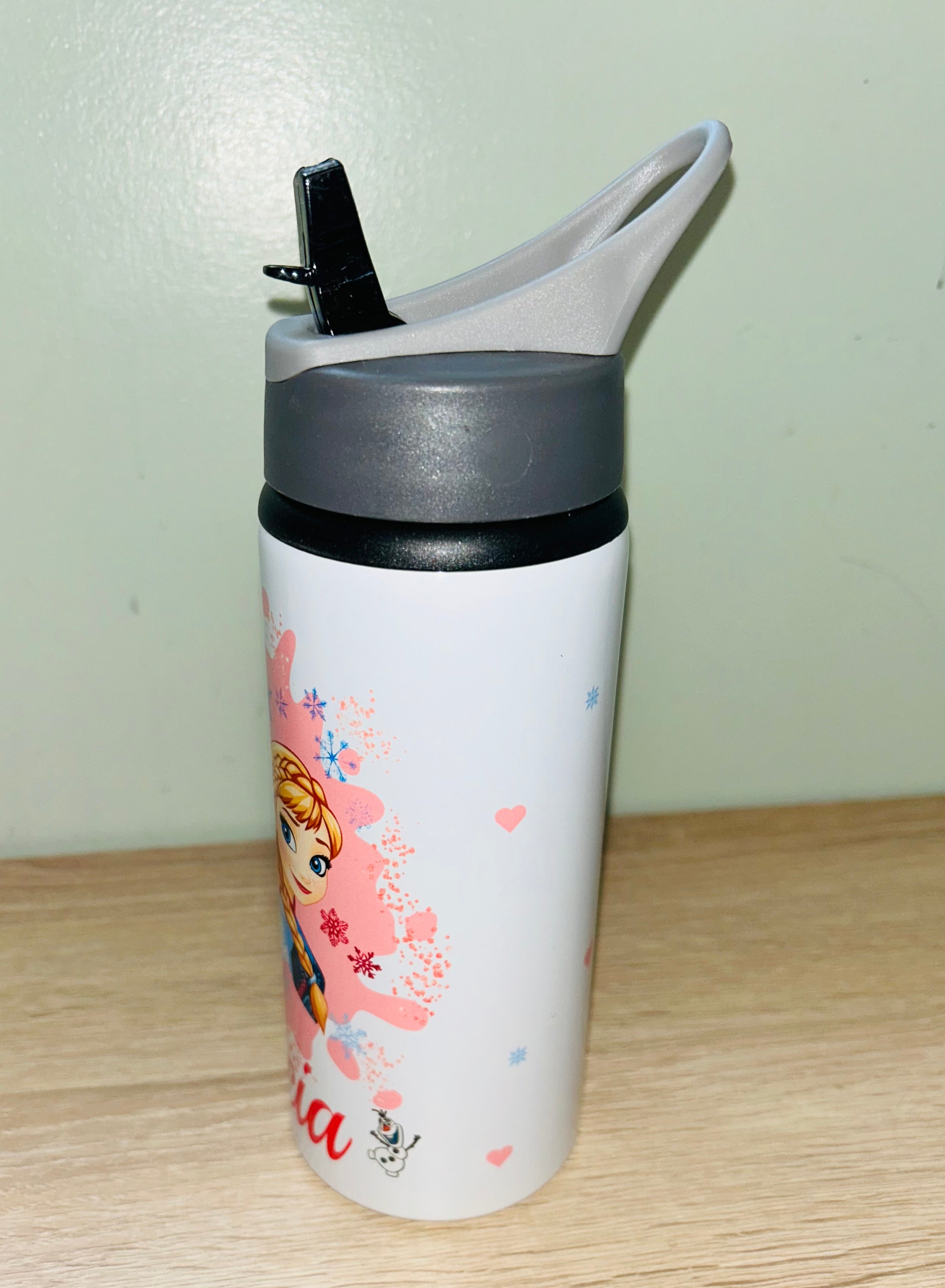 Princess/Frozen Themed Personalised 600ml Aluminium Water Bottles - made with your favourite characters! School Water Bottle, Summer Ready.