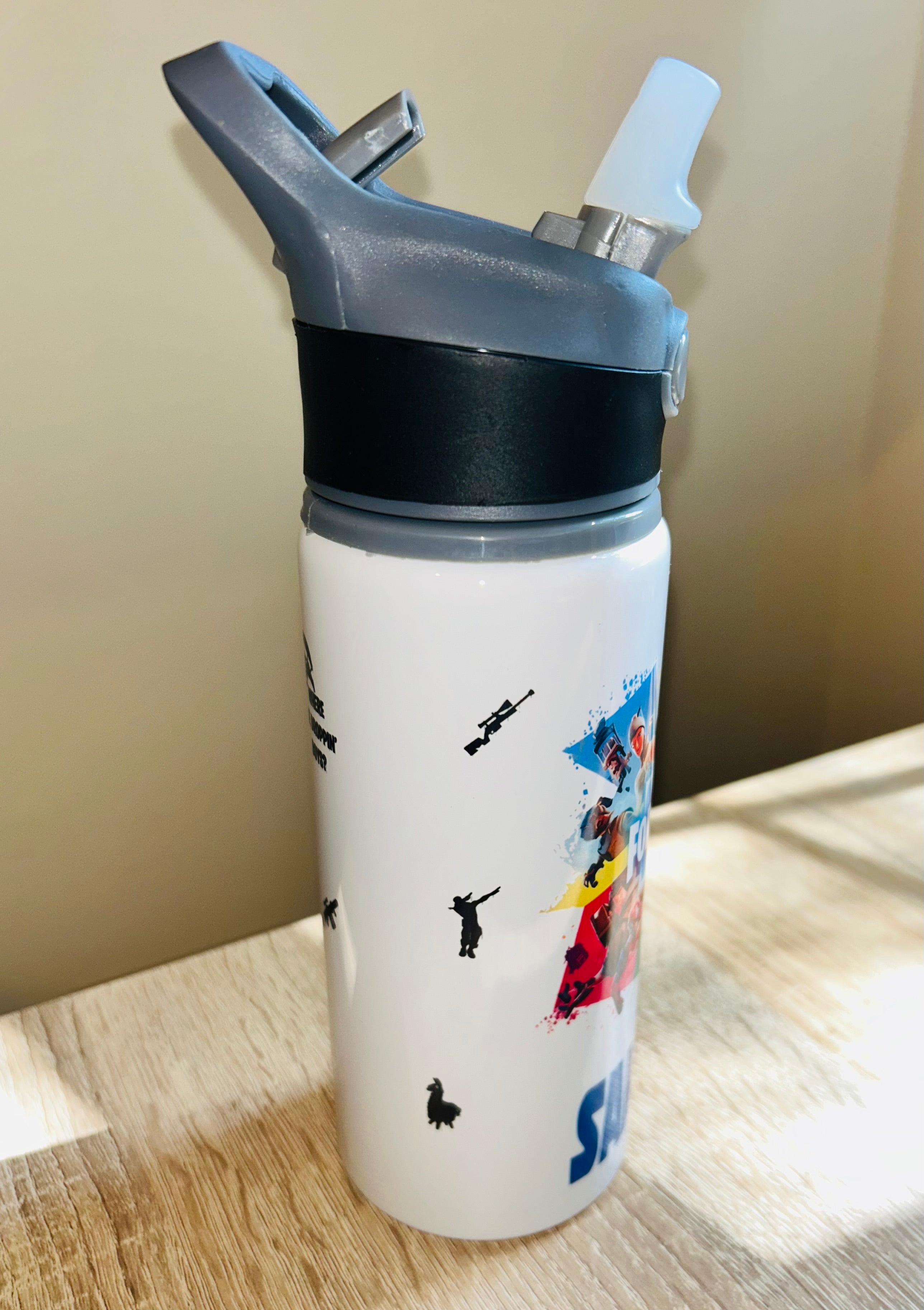 Gaming Themed Personalised 600ml Aluminium Water Bottles - made with your favourite characters! School Water Bottle, Summer Ready.