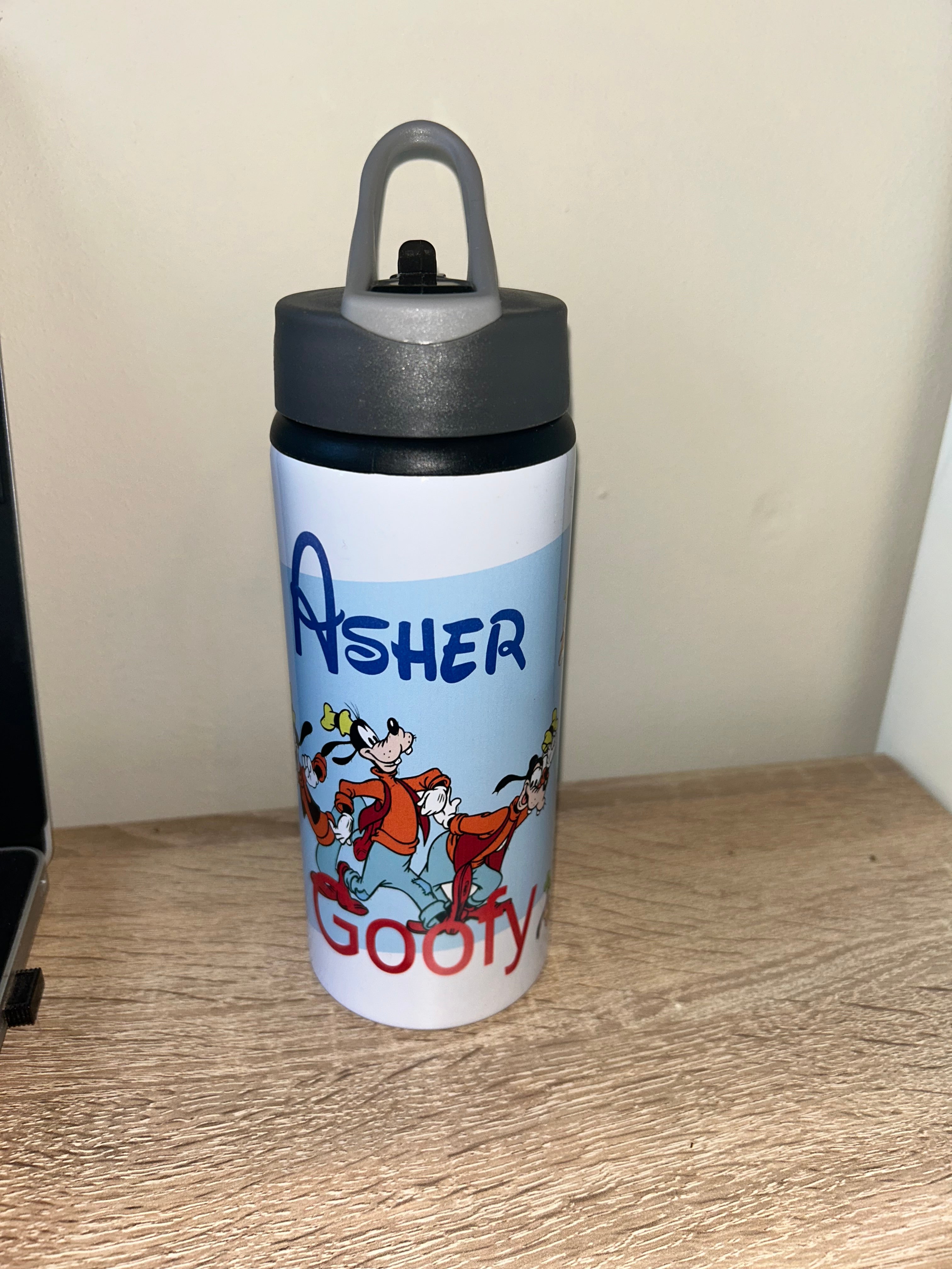 Character/Goofy Themed Personalised 600ml Aluminium Water Bottles - made with your favourite characters! School Water Bottle, Summer Ready.