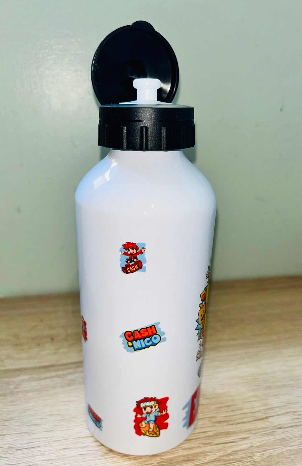 Character/Cash & Nico Themed Personalised 600ml Aluminium Water Bottles - made with your favourite characters! School Water Bottle, Summer Ready.