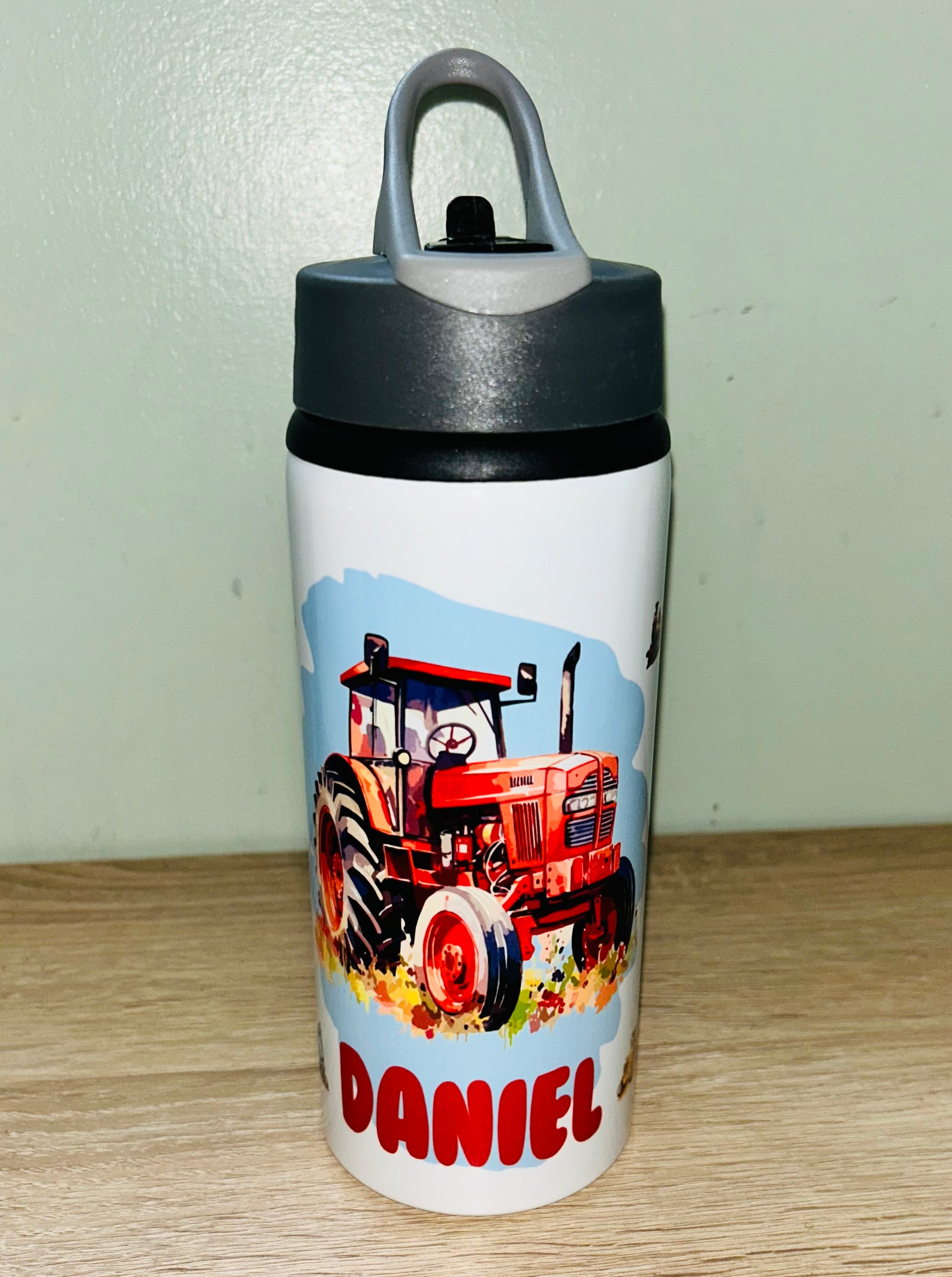 Tractor Themed Personalised 600ml Aluminium Water Bottles - made with your favourite characters! School Water Bottle, Summer Ready.