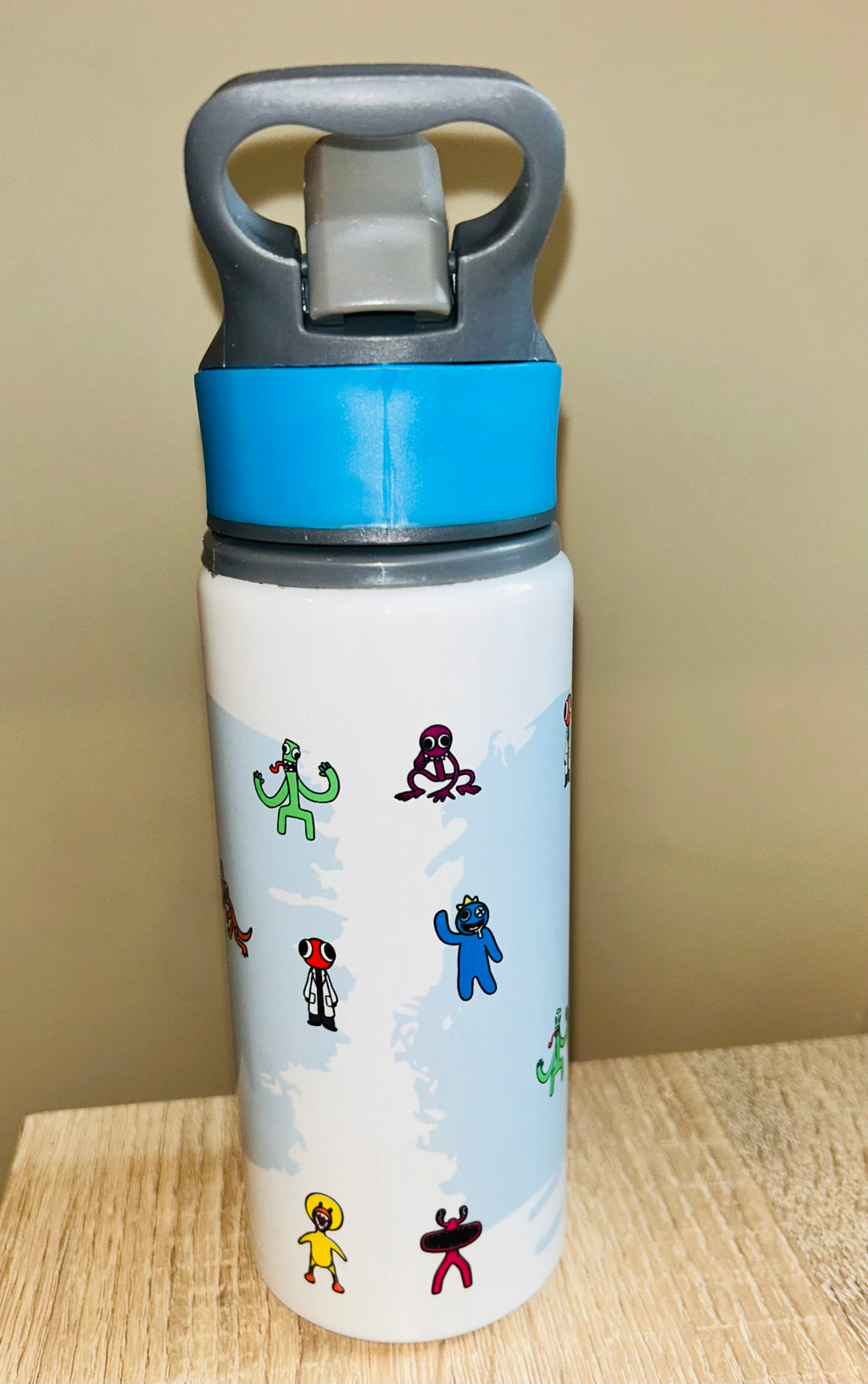 Character/Rainbow Friends Themed Personalised 600ml Aluminium Water Bottles - made with your favourite characters! School Water Bottle, Summer Ready.