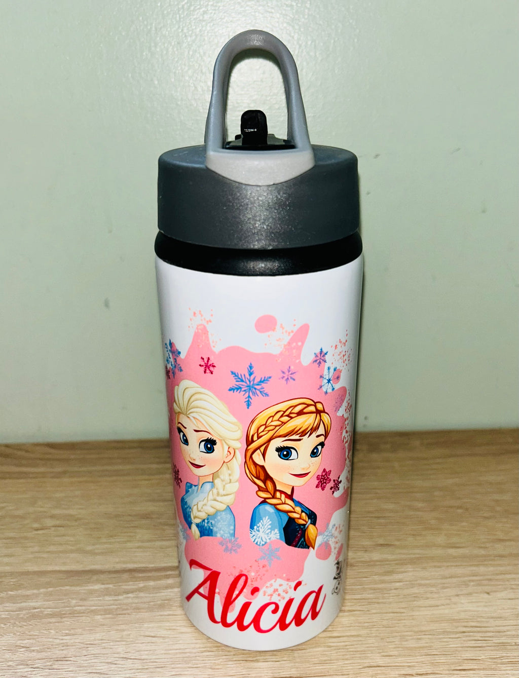 Princess/Frozen Themed Personalised 600ml Aluminium Water Bottles - made with your favourite characters! School Water Bottle, Summer Ready.