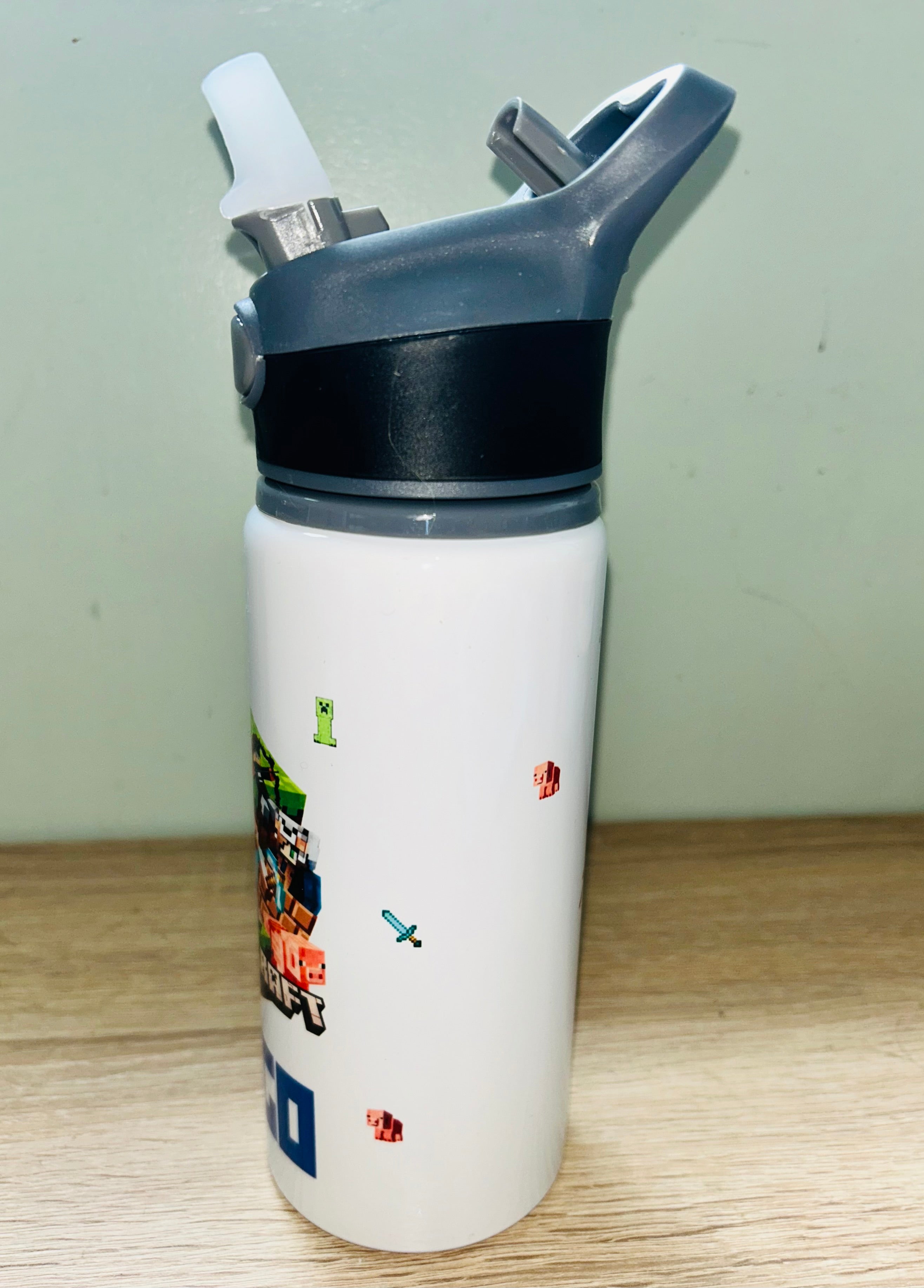 Gaming Themed Personalised 600ml Aluminium Water Bottles - made with your favourite characters! School Water Bottle, Summer Ready.