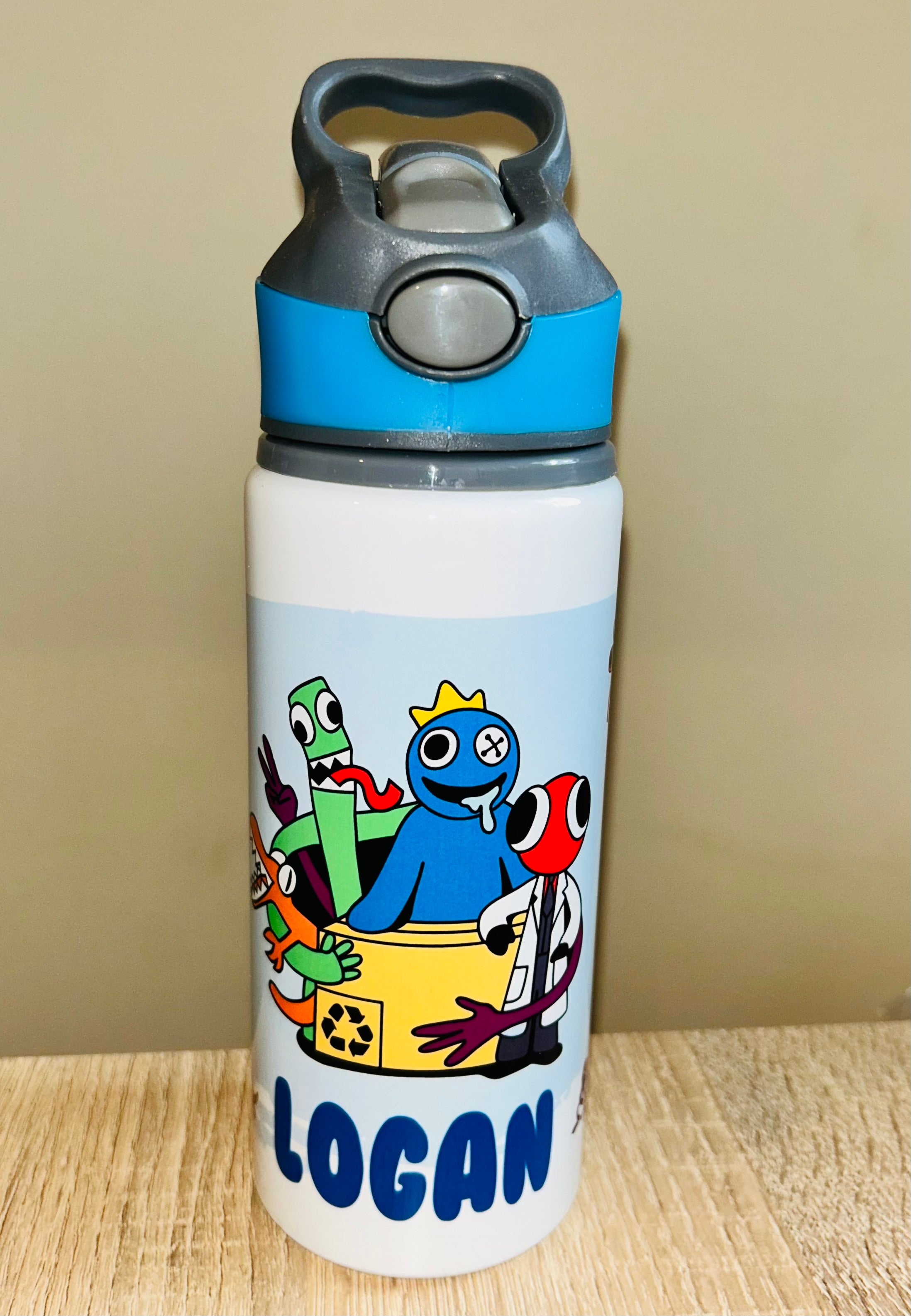 Character/Rainbow Friends Themed Personalised 600ml Aluminium Water Bottles - made with your favourite characters! School Water Bottle, Summer Ready.