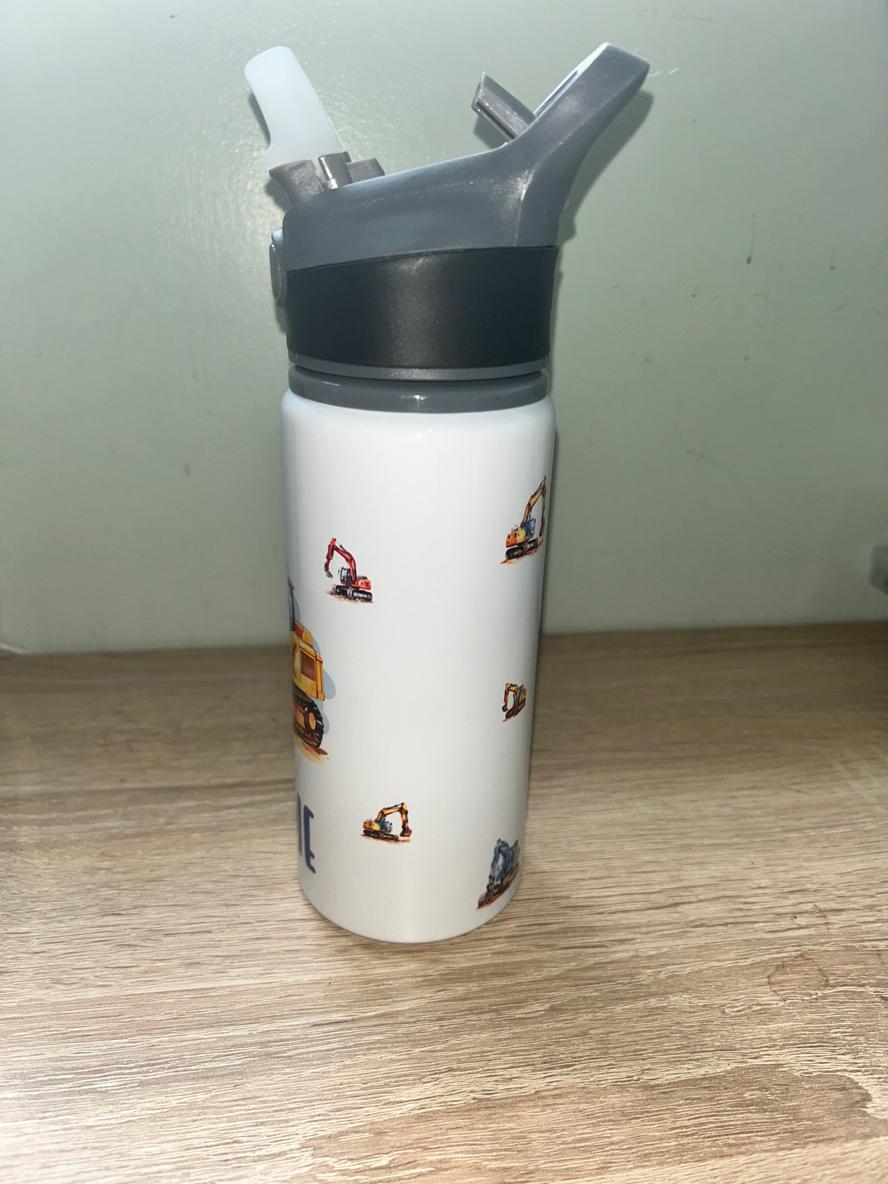 Digger Themed Personalised 600ml Aluminium Water Bottles - made with your favourite characters! School Water Bottle, Summer Ready.