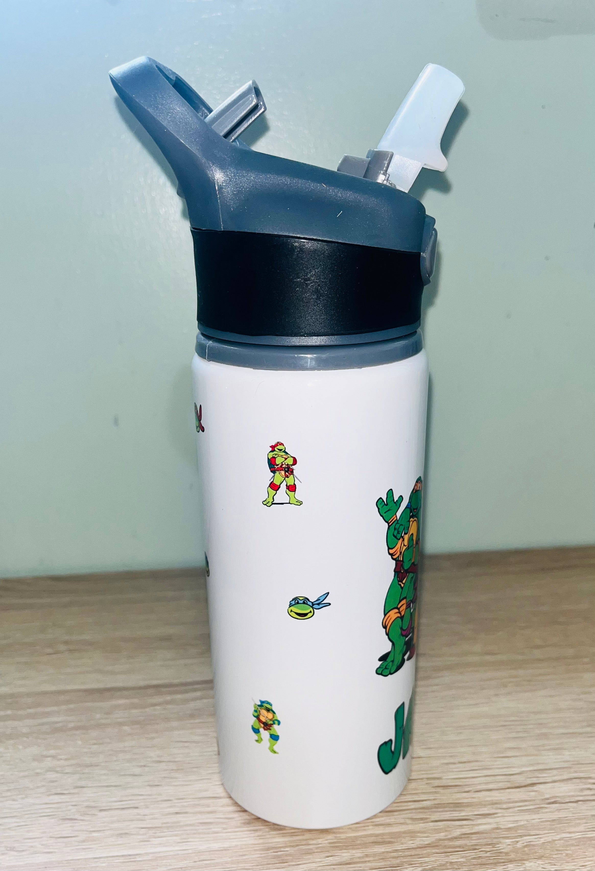 Character/Turtles Themed Personalised 600ml Aluminium Water Bottles - made with your favourite characters! School Water Bottle, Summer Ready.
