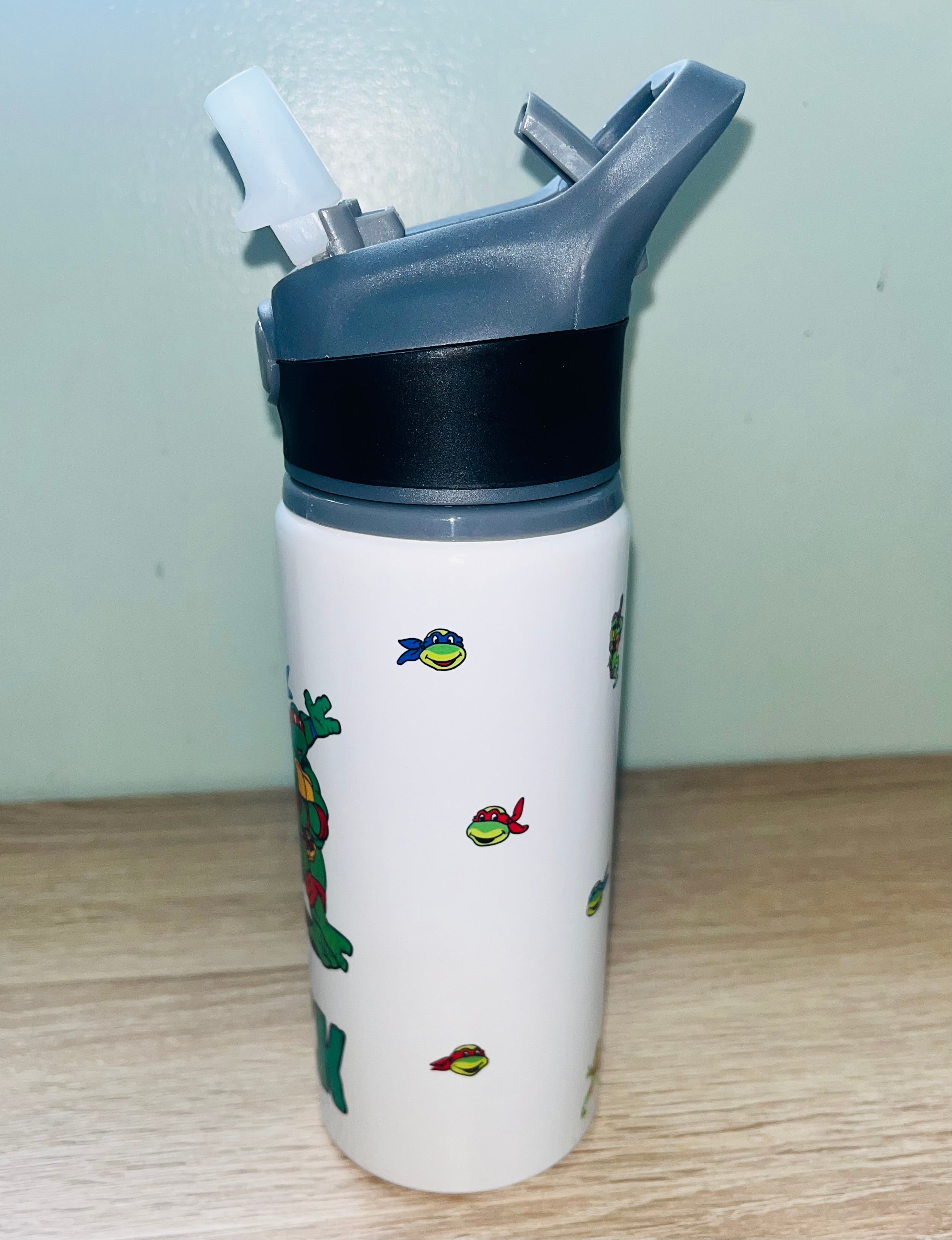 Character/Turtles Themed Personalised 600ml Aluminium Water Bottles - made with your favourite characters! School Water Bottle, Summer Ready.