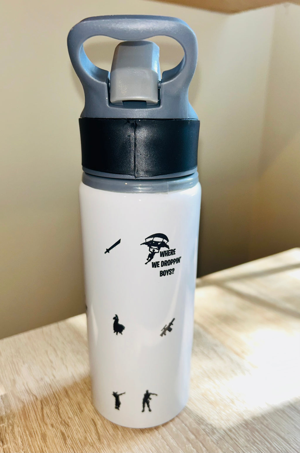 Gaming Themed Personalised 600ml Aluminium Water Bottles - made with your favourite characters! School Water Bottle, Summer Ready.