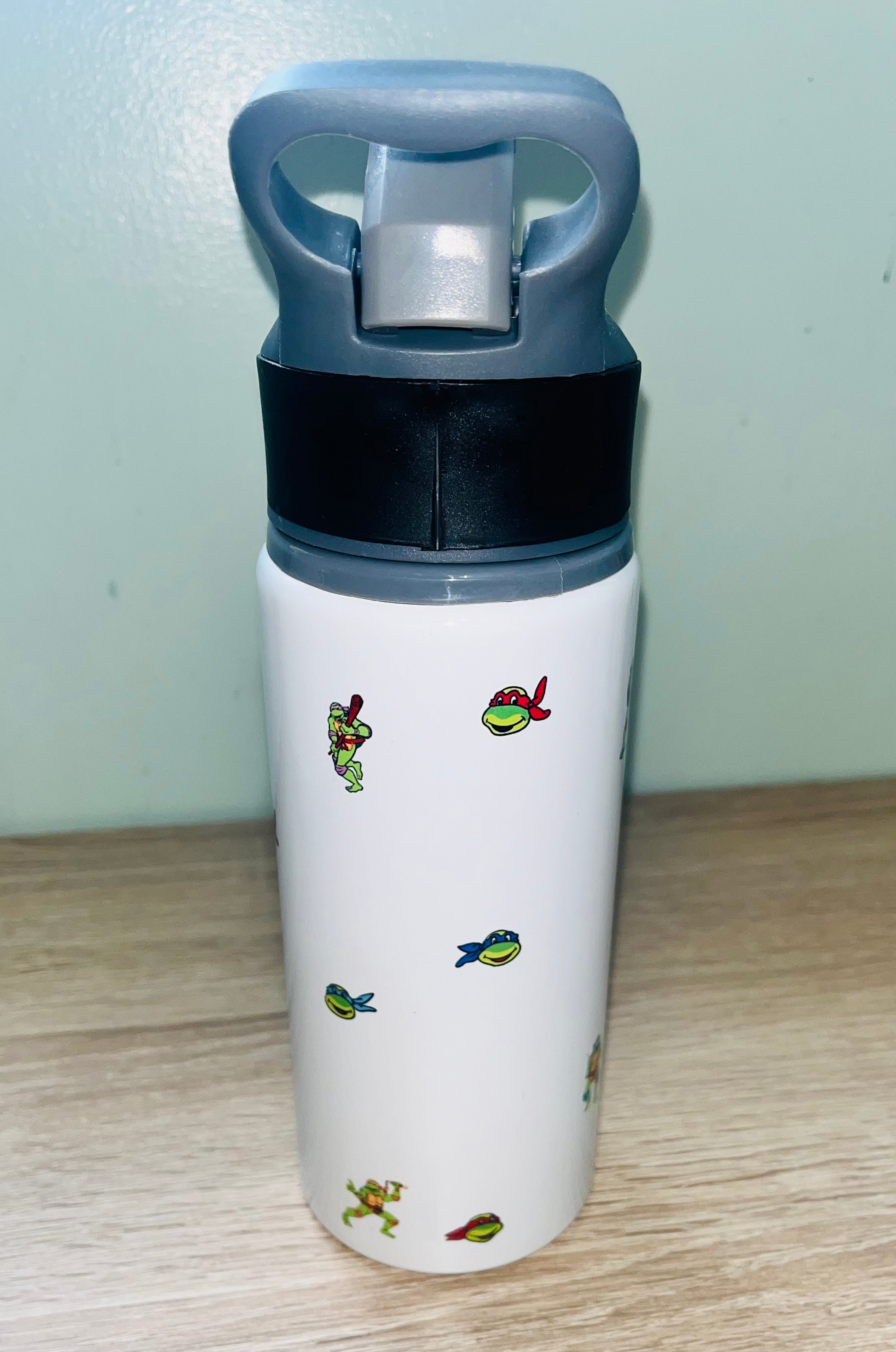 Character/Turtles Themed Personalised 600ml Aluminium Water Bottles - made with your favourite characters! School Water Bottle, Summer Ready.